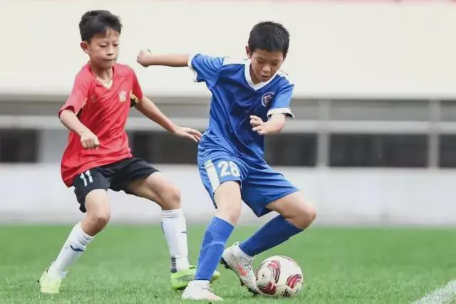 欧冠半决赛时间-绿茵赛场，等你上场！2026虹赛场·虹口超级杯少年组开启招募啦