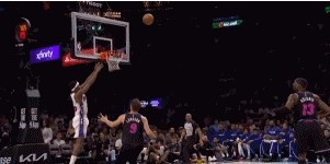 欧冠淘汰赛赛程-仙人指路！乔治刚过半场送抛传 埃奇库姆一飞冲天空接暴扣